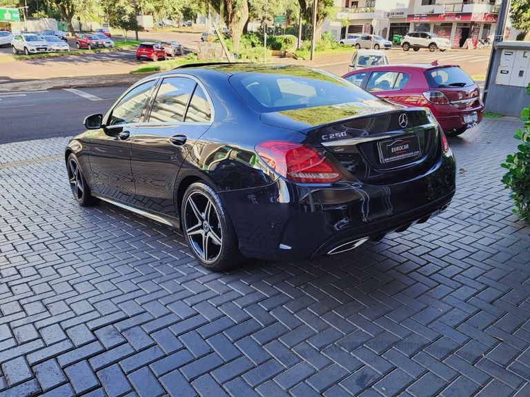 Mercedes C-250 Sport 2.0 16V 211cv Aut.