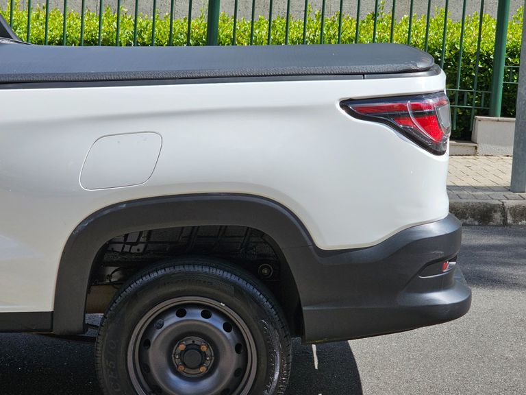 Fiat Strada Endurance 1.4 Flex 8V CS Plus