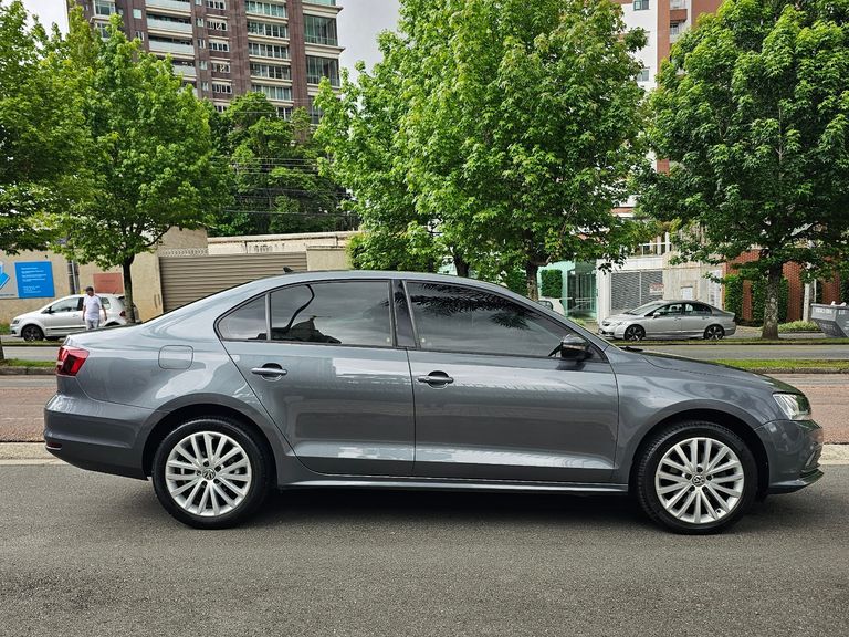 VolksWagen JETTA Comfortline 1.4 TSI 16V 4p Aut.