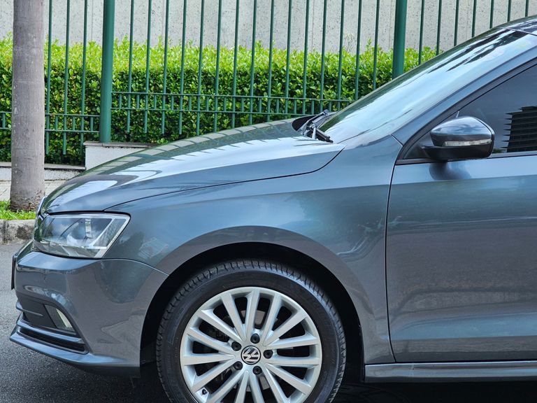 VolksWagen JETTA Comfortline 1.4 TSI 16V 4p Aut.