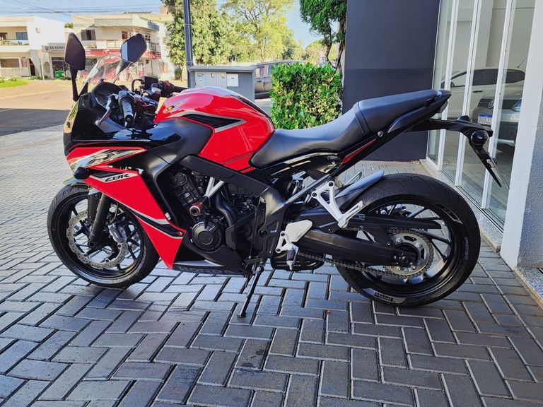 HONDA CBR 650F