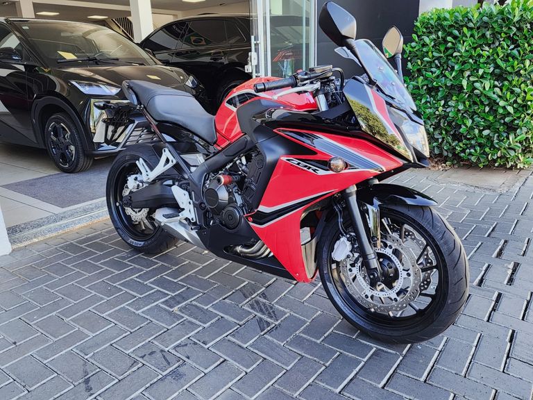 HONDA CBR 650F