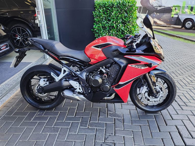 HONDA CBR 650F
