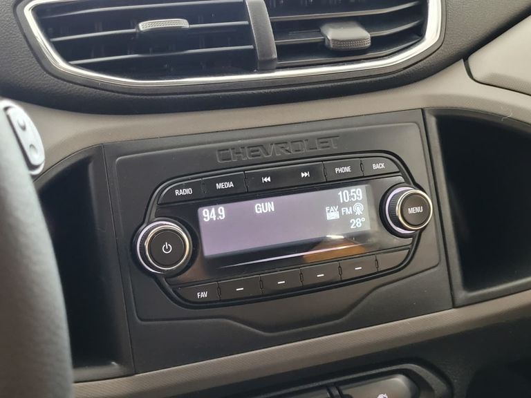 Chevrolet ONIX HATCH ADVANTAGE 1.4 8V Flex 5p Aut.