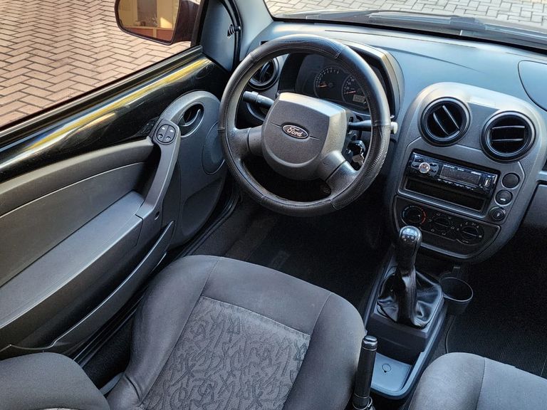 Ford Ka 1.0 8V/1.0 8V ST Flex 3p