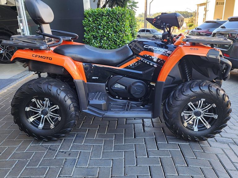 C Force C FORCE 520L 4X4