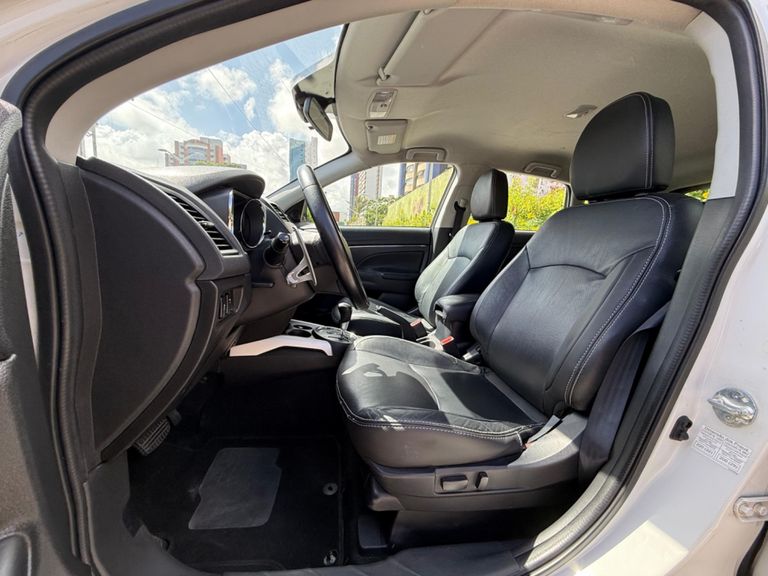 Mitsubishi ASX 2.0 16V 4x4 160cv Aut.