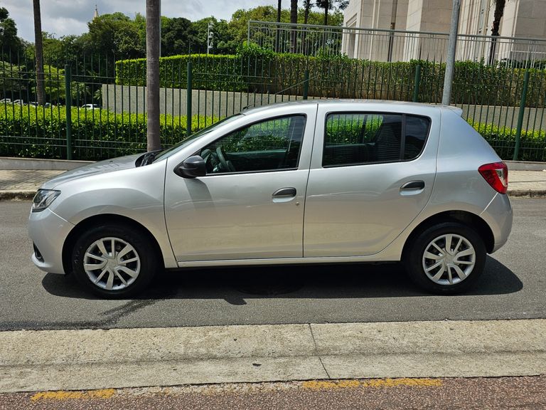 Renault SANDERO Authentique Hi-Power 1.0 16V 5p