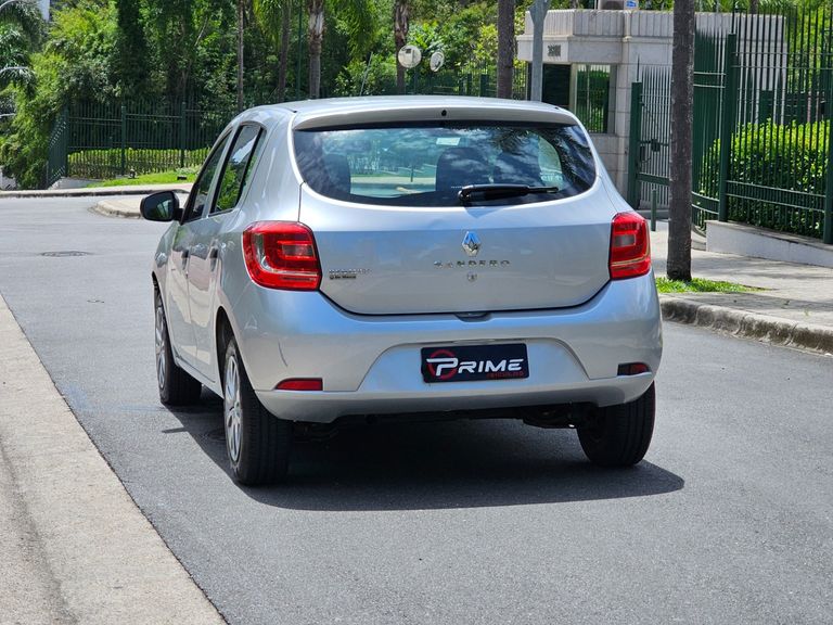 Renault SANDERO Authentique Hi-Power 1.0 16V 5p