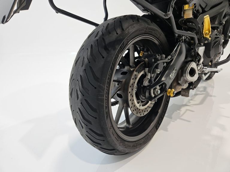 YAMAHA MT-09 TRACER