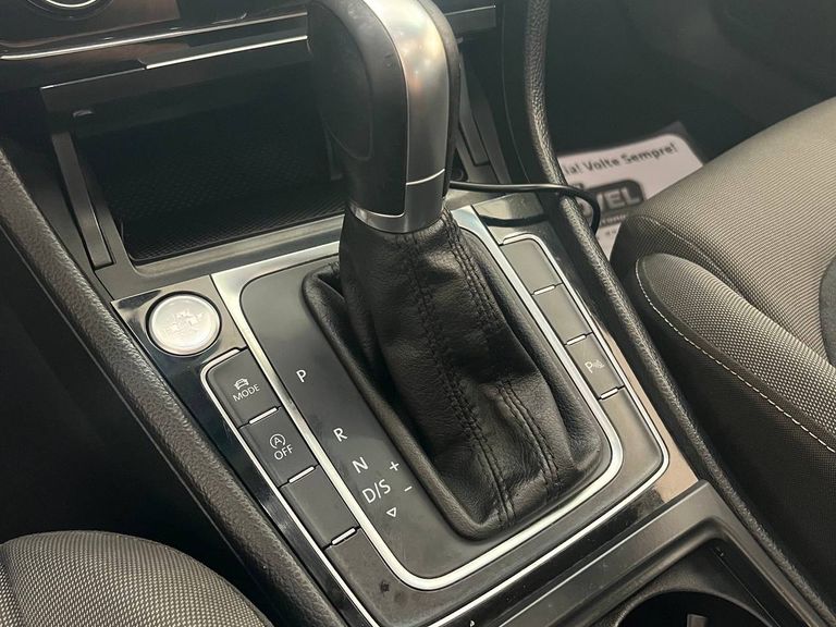 VolksWagen Golf Highline 1.4 TSI 140cv Aut.