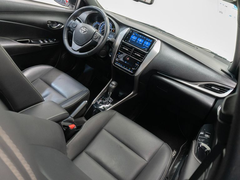 Toyota YARIS XLS 1.5 Flex 16V 5p Aut.