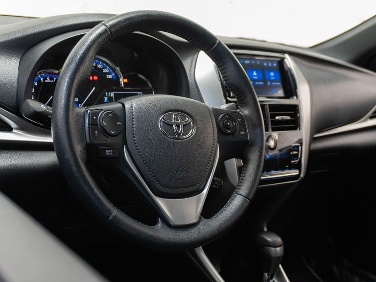 Toyota YARIS XLS 1.5 Flex 16V 5p Aut.