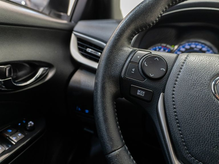 Toyota YARIS XLS 1.5 Flex 16V 5p Aut.