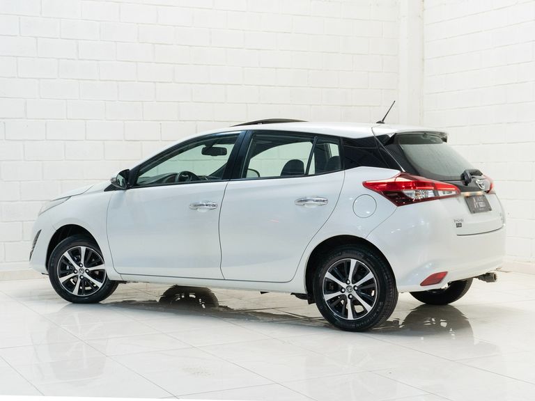 Toyota YARIS XLS 1.5 Flex 16V 5p Aut.