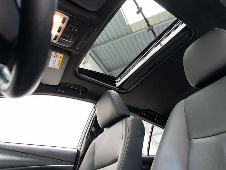 Toyota YARIS XLS 1.5 Flex 16V 5p Aut.