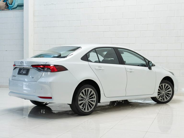 Toyota Corolla XEi 2.0 Flex 16V Aut.