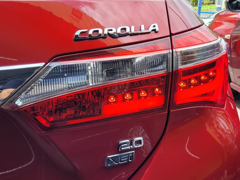 Toyota Corolla XEi 2.0 Flex 16V Aut.