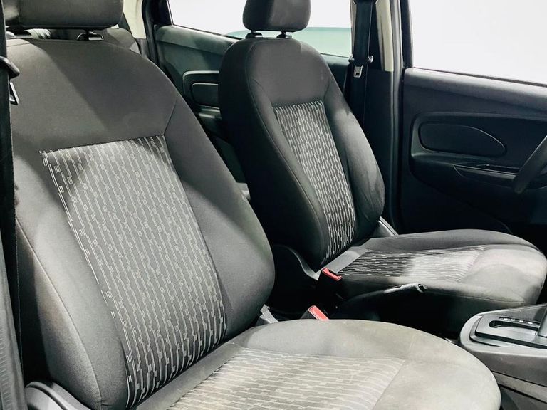 Ford Ka 1.5 Sedan SE Plus 12V Flex 4p Aut.