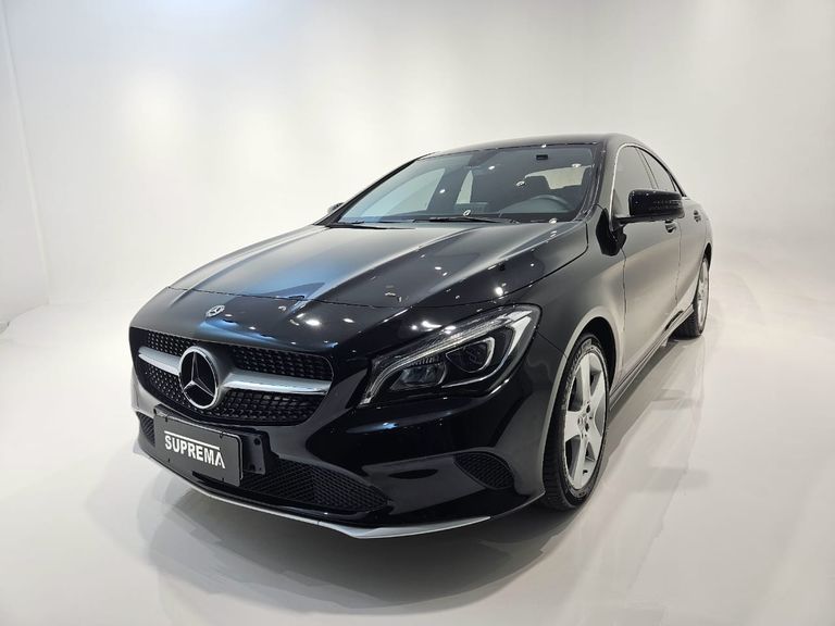 Mercedes CLA-180 1.6 16V 122cv Aut.