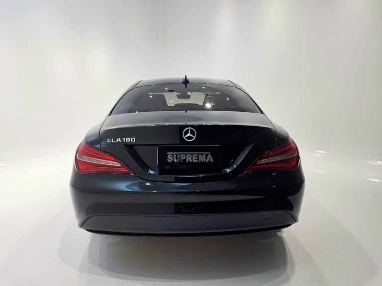 Mercedes CLA-180 1.6 16V 122cv Aut.