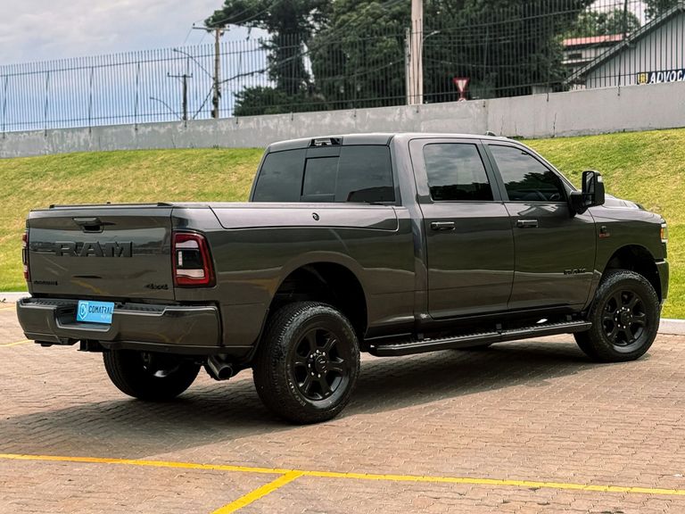 RAM 2500 LARAM. 6.7 NIGHT ED. TB CD 4x4 Die.