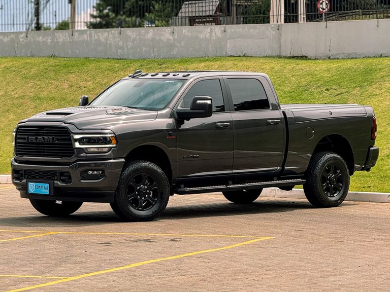 RAM 2500 LARAM. 6.7 NIGHT ED. TB CD 4x4 Die.