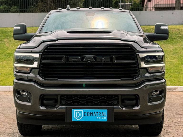 RAM 2500 LARAM. 6.7 NIGHT ED. TB CD 4x4 Die.