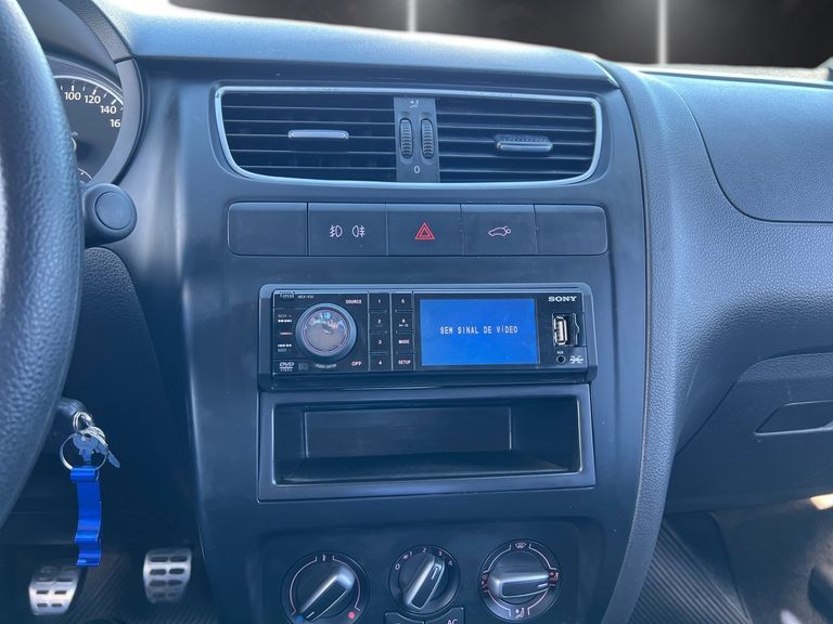 VolksWagen CROSSFOX 1.6 Mi Total Flex 8V 5p