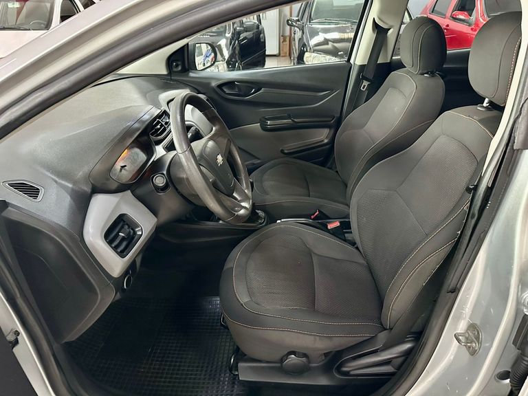 Chevrolet ONIX HATCH Joy 1.0 8V Flex 5p Mec.