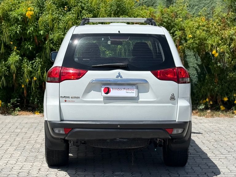 Mitsubishi Pajero DAKAR 3.2 4x4 T.I. Dies. 5p Aut.