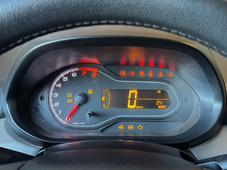 Chevrolet ONIX HATCH Joy 1.0 8V Flex 5p Mec.