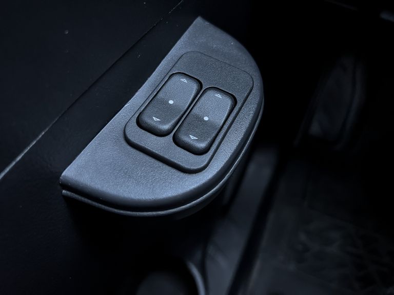 Toyota Hilux Chassi 4x4 2.8 TDI Diesel Mec.