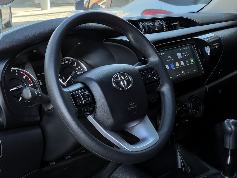 Toyota Hilux Chassi 4x4 2.8 TDI Diesel Mec.