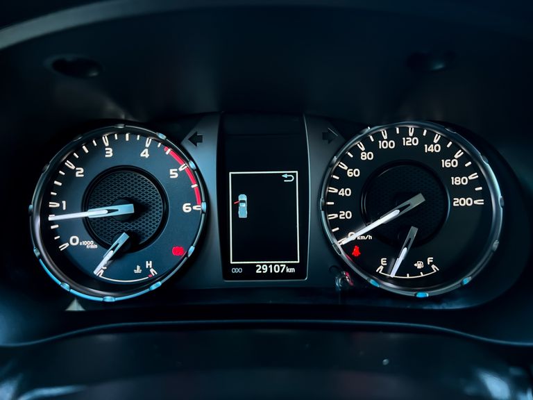 Toyota Hilux Chassi 4x4 2.8 TDI Diesel Mec.