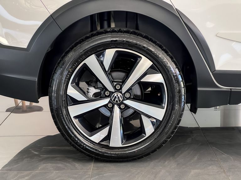 VolksWagen Nivus Highline 1.0 200 TSI Flex Aut.