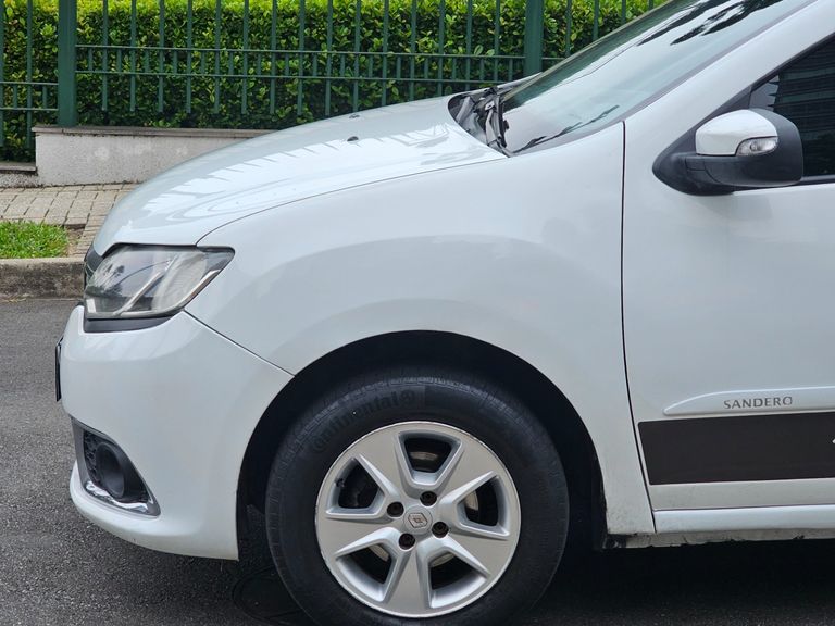 Renault SANDERO Dyna. EasyR Hi-Flex 1.6 8V