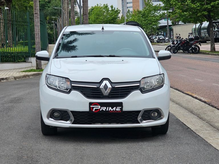 Renault SANDERO Dyna. EasyR Hi-Flex 1.6 8V