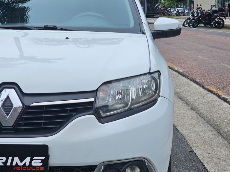 Renault SANDERO Dyna. EasyR Hi-Flex 1.6 8V