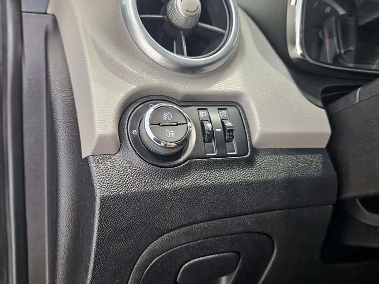 Chevrolet TRACKER LTZ 1.8 16V Flex 4x2 Aut.