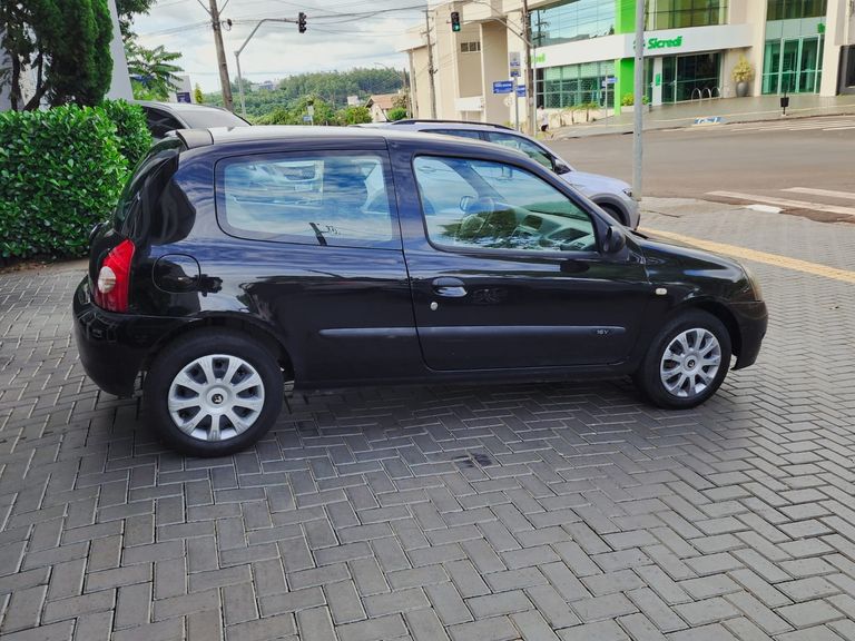 Renault Clio Hi-Flex 1.0 16V 3p