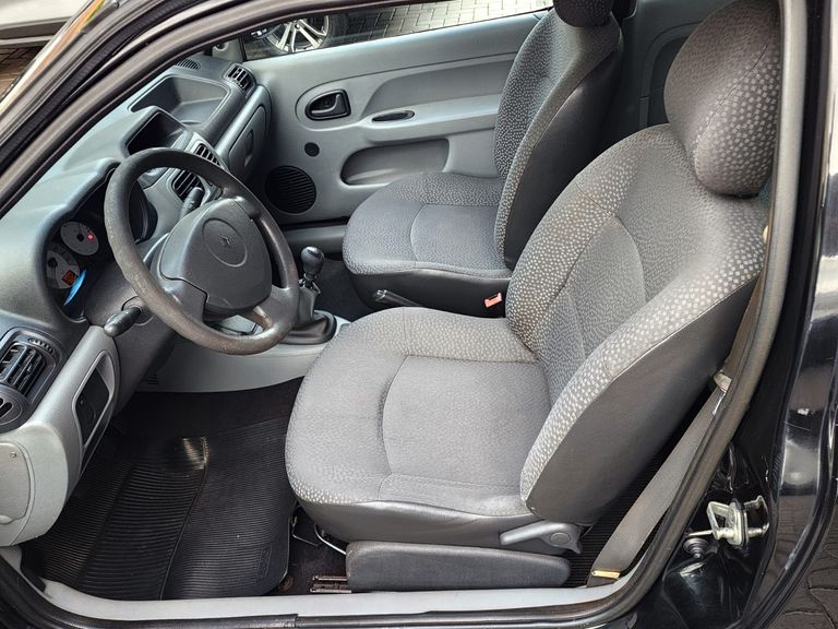 Renault Clio Hi-Flex 1.0 16V 3p