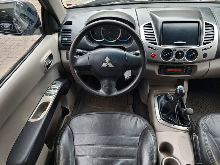 Mitsubishi L200 Triton GLX 3.2 CD TB Int.Diesel Mec