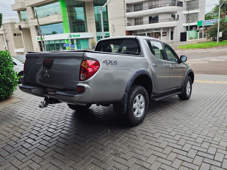 Mitsubishi L200 Triton GLX 3.2 CD TB Int.Diesel Mec
