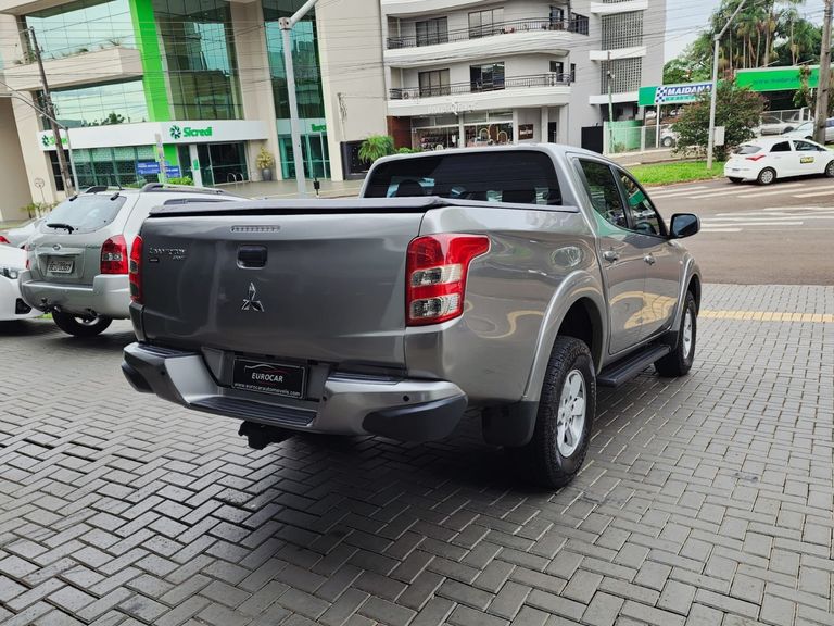 Mitsubishi L200 Triton Sport GLS 2.4 CD Diesel Aut.
