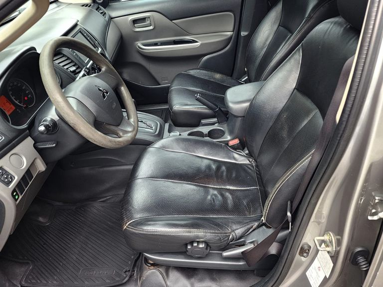 Mitsubishi L200 Triton Sport GLS 2.4 CD Diesel Aut.