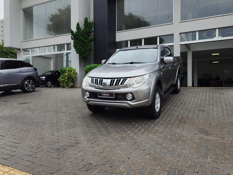 Mitsubishi L200 Triton Sport GLS 2.4 CD Diesel Aut.