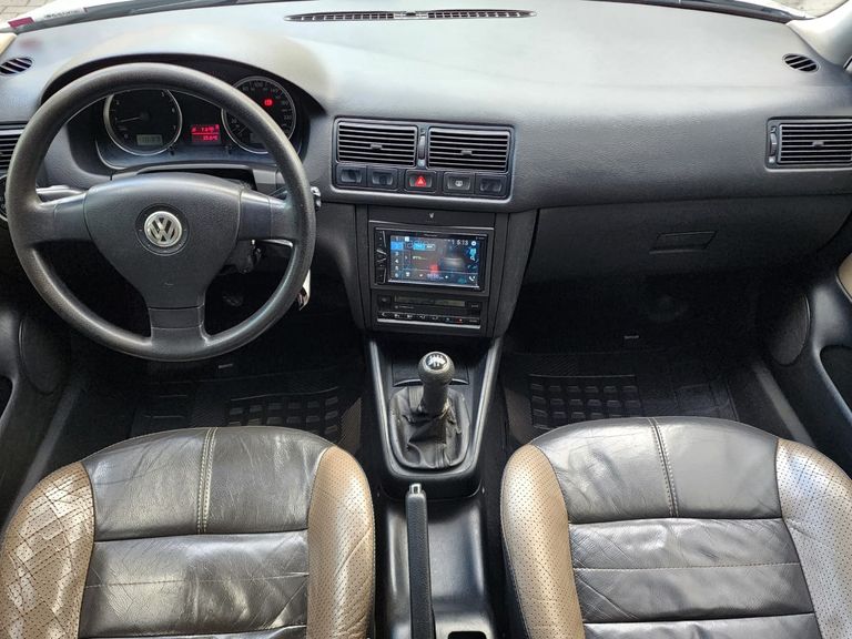 VolksWagen Golf Sportline 1.6 Mi Total Flex 8V 4p
