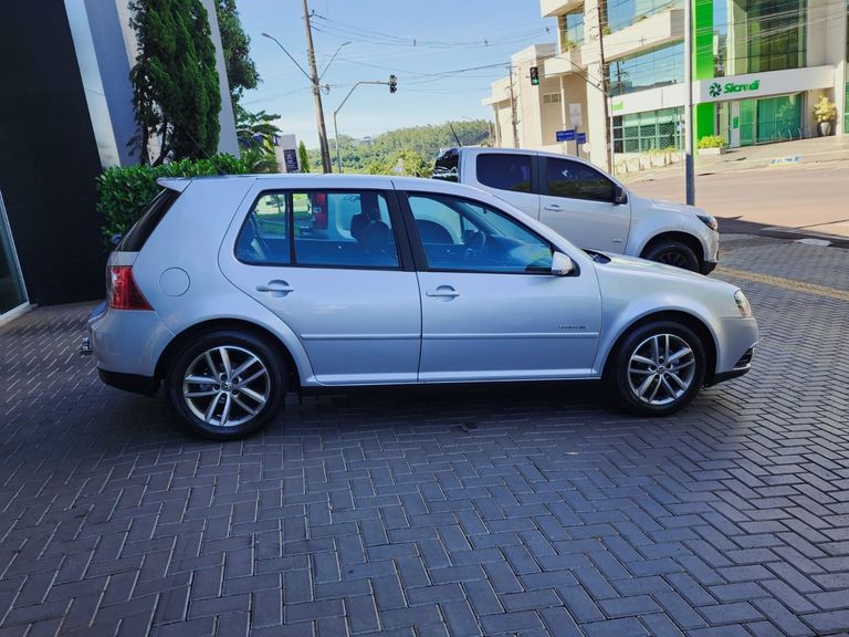 VolksWagen Golf Sportline 1.6 Mi Total Flex 8V 4p