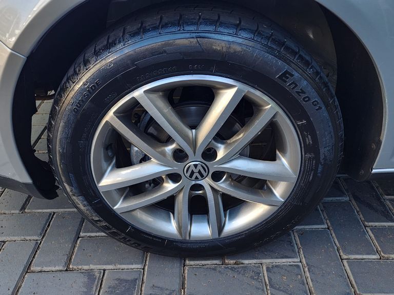 VolksWagen Golf Sportline 1.6 Mi Total Flex 8V 4p